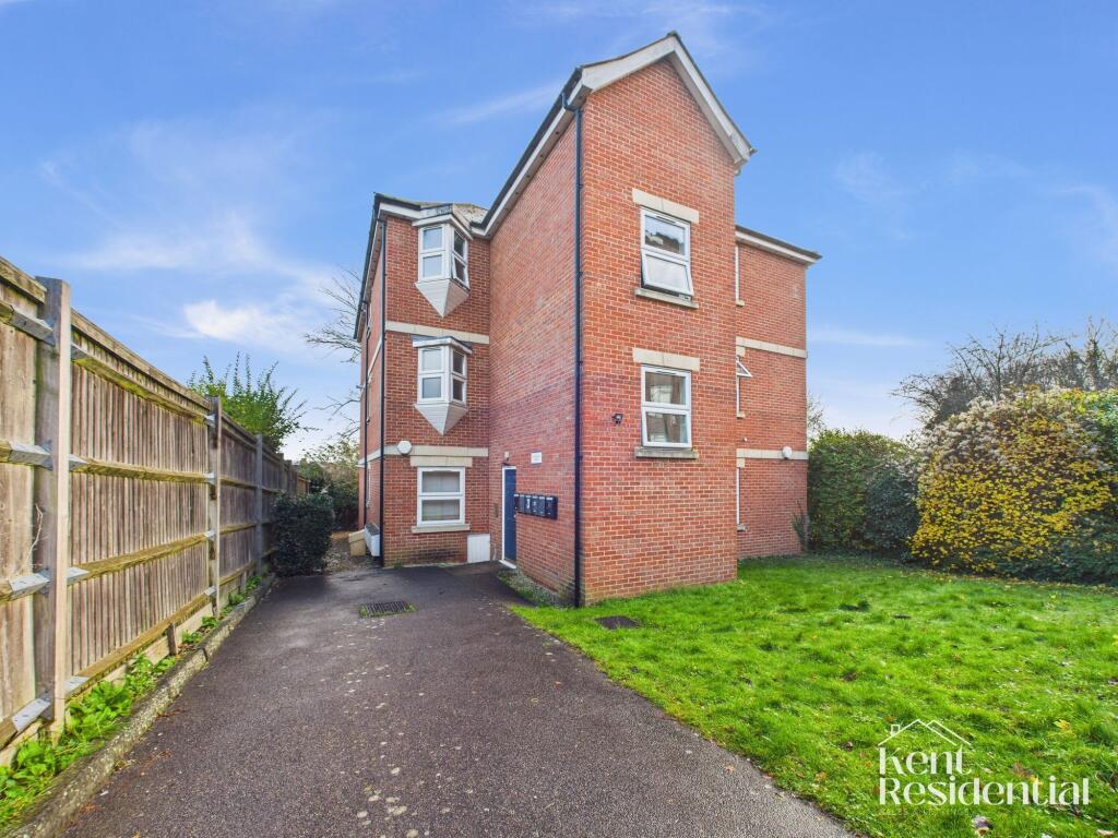 Main image of property: London Road, Regalpoint Court, ME16