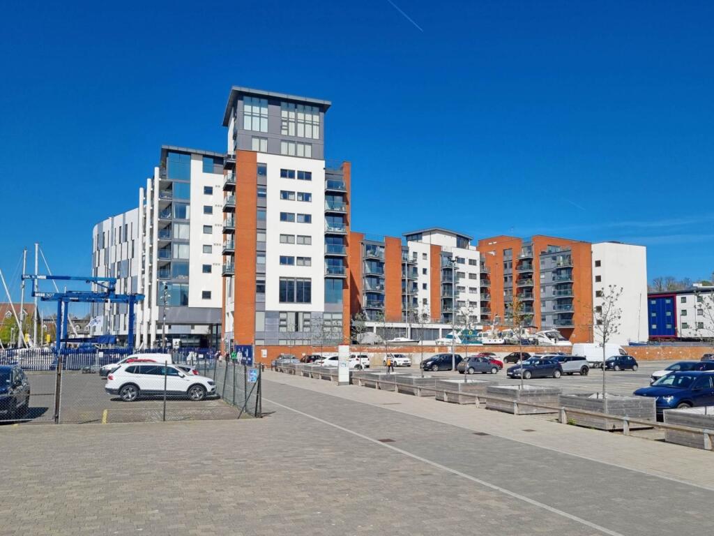 Main image of property: Neptune Marina, Coprolite Street, Ipswich