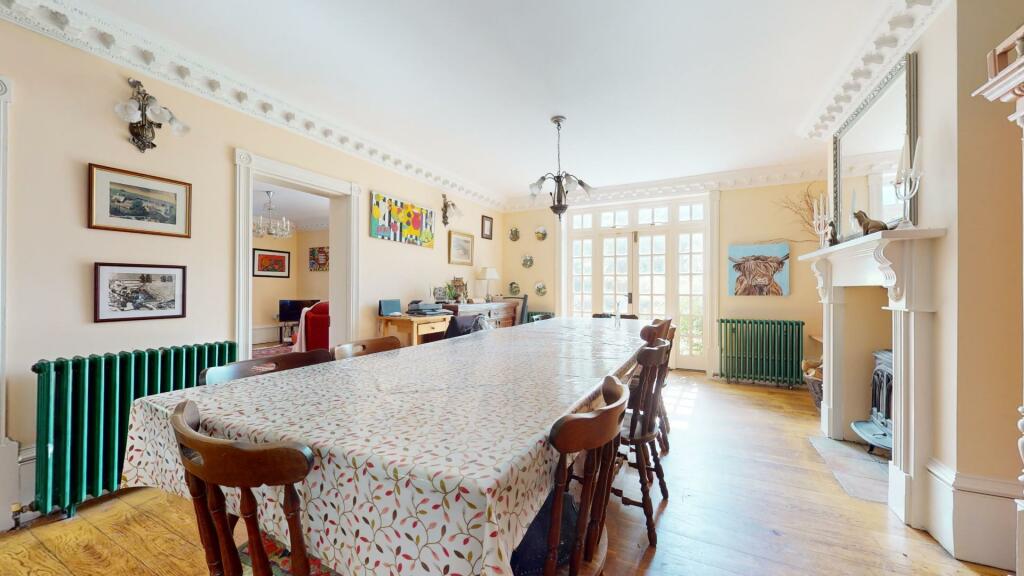 Additional property image - Thong Lane, Shorne,