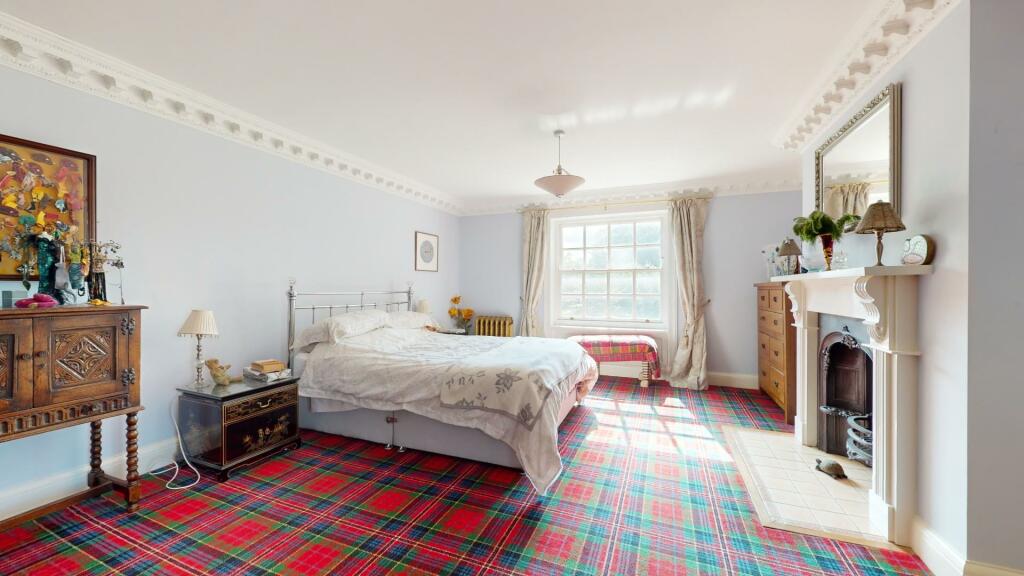 Additional property image - Thong Lane, Shorne,