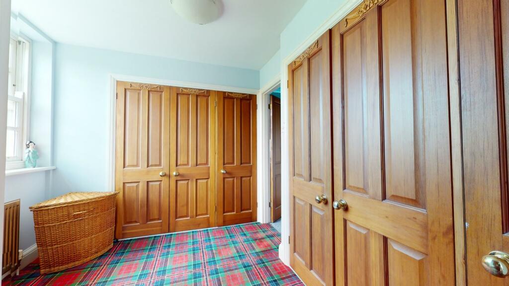 Additional property image - Thong Lane, Shorne,