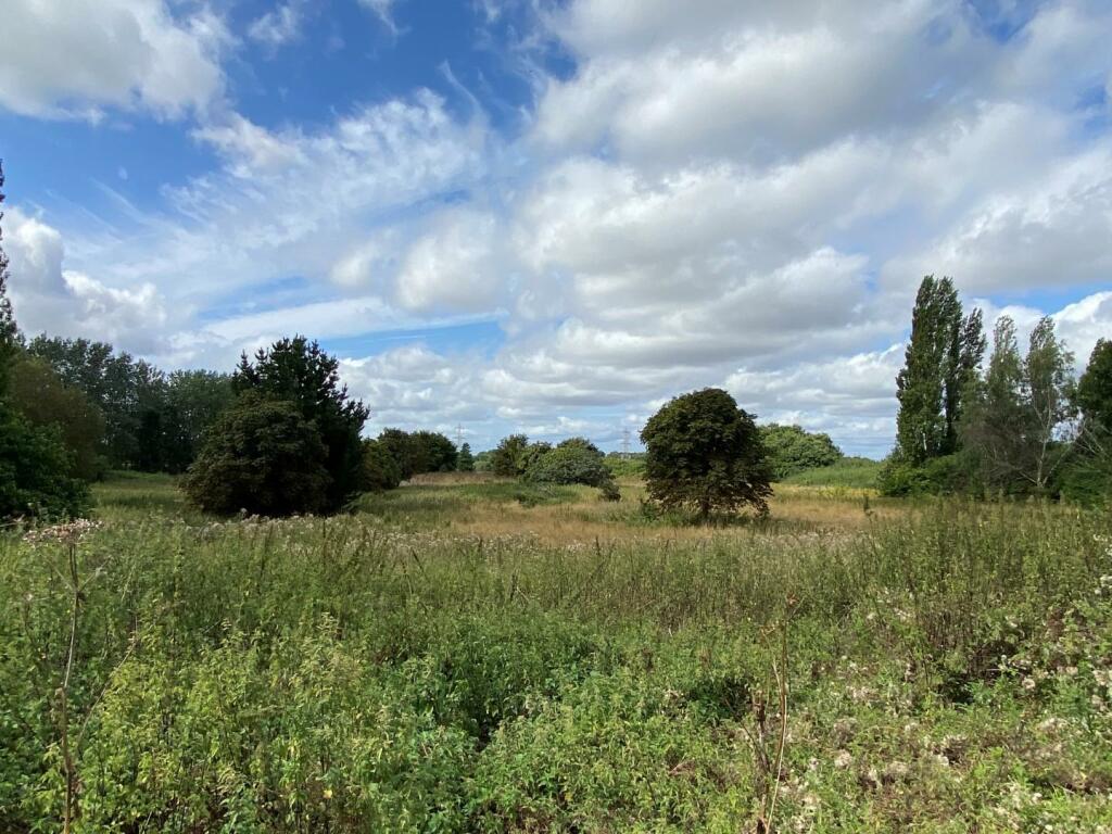 Additional property image - Thong Lane, Shorne,
