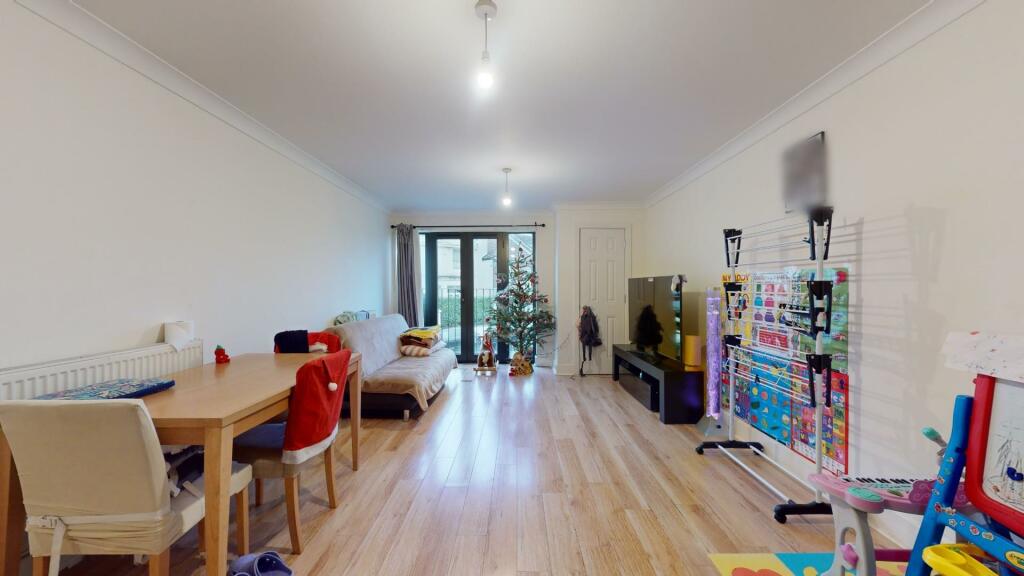 Additional property image - Spectrum House, London Road, Northfleet, DA11