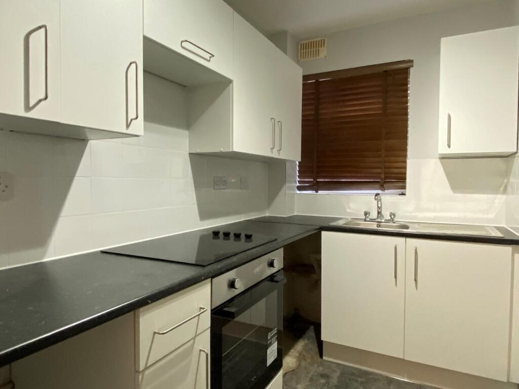 Additional property image - Maypole Road, Gravesend