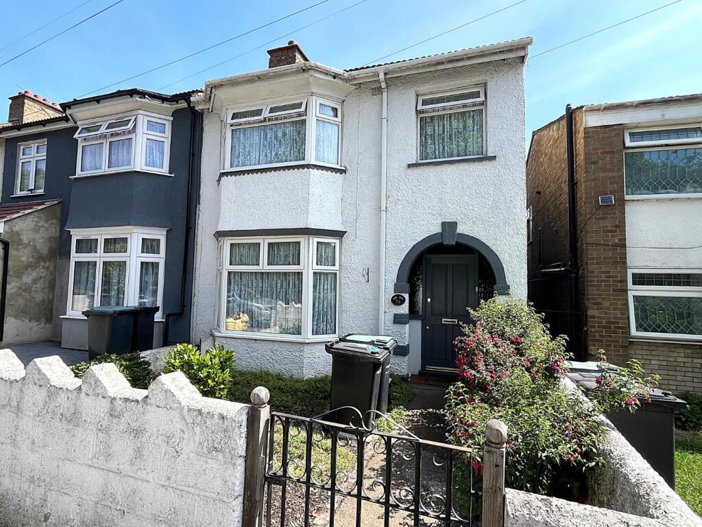 Main image of property: Vale Road, Northfleet, Gravesend, DA11