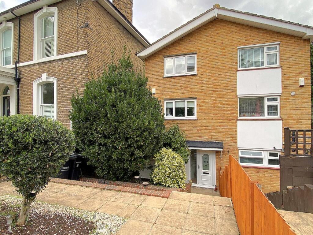 Main image of property: Parrock Road, Gravesend