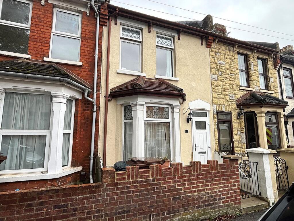 Main image of property: Cecil Avenue, Strood, Rochester, ME2