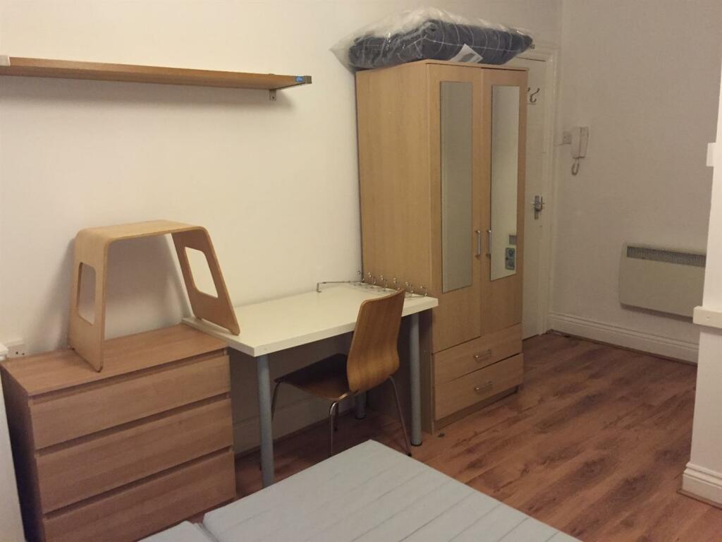 Additional property image - 664 Pershore Road, Edgbaston, Birmingham