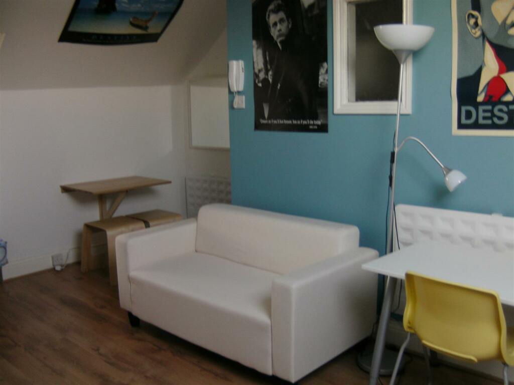 Additional property image - 664 Pershore Road, Edgbaston, Birmingham