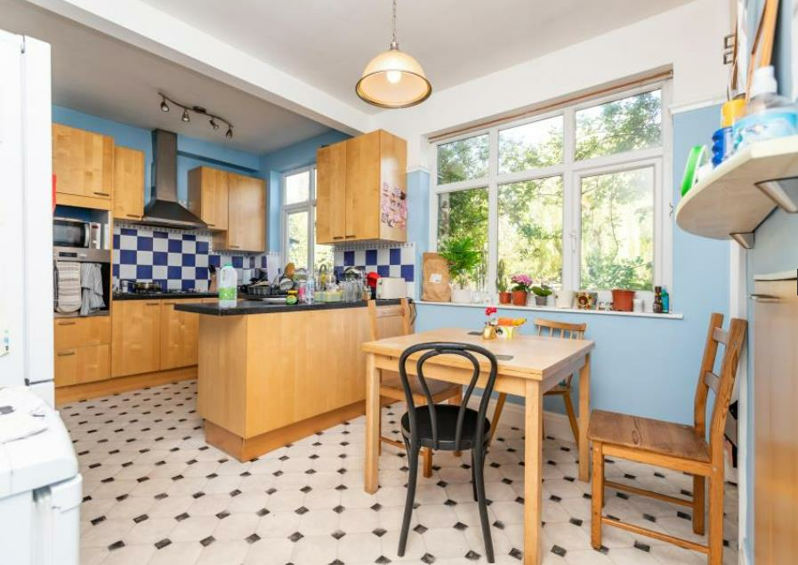 4 bedroom semidetached house for rent in 926 Bristol Road, Selly Oak