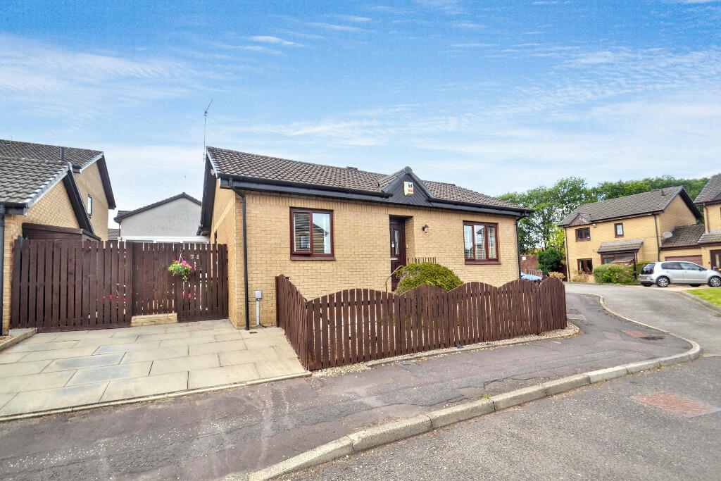 Main image of property: 71 Greenlaw Crescent, Paisley, Renfrewshire, PA1 3RS