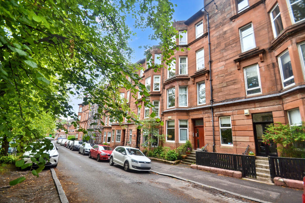 Main image of property: Edgemont Street, Shawlands, Glasgow, G41 3EH