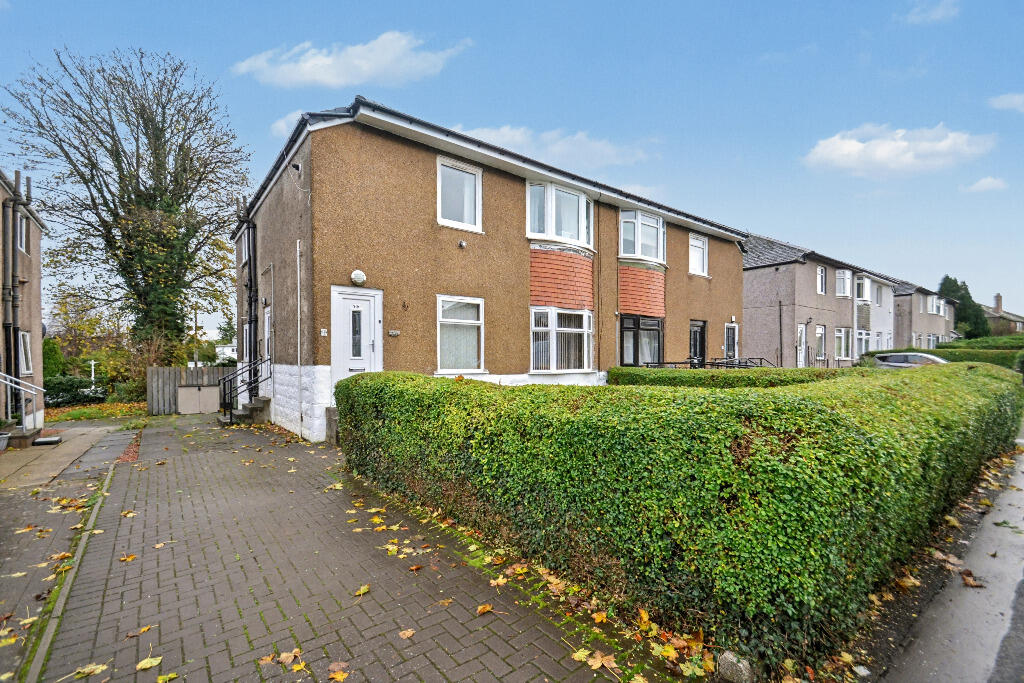 Main image of property: 17 Thorncroft Drive, Croftfoot, Glasgow, G44 5HW