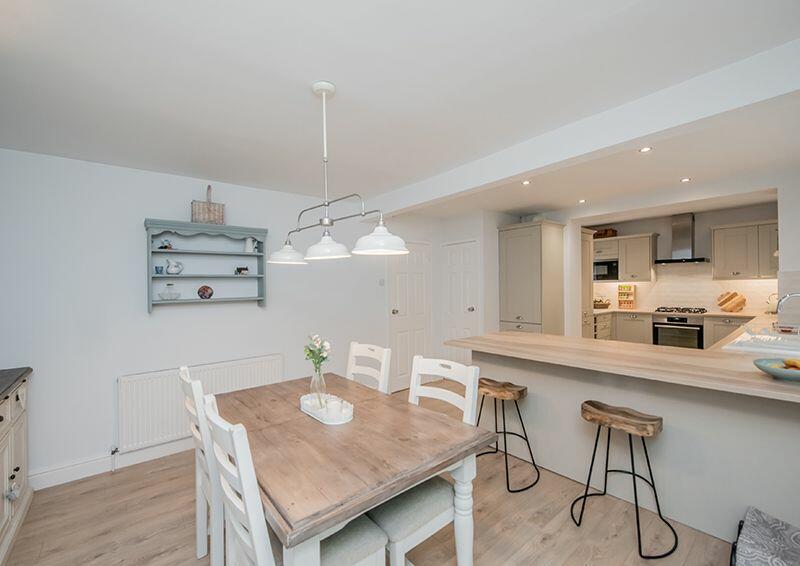 Additional property image - Baddeley Gardens, Thackley,
