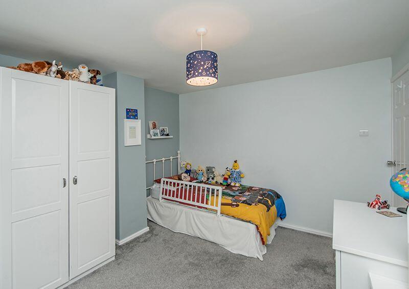 Additional property image - Baddeley Gardens, Thackley,
