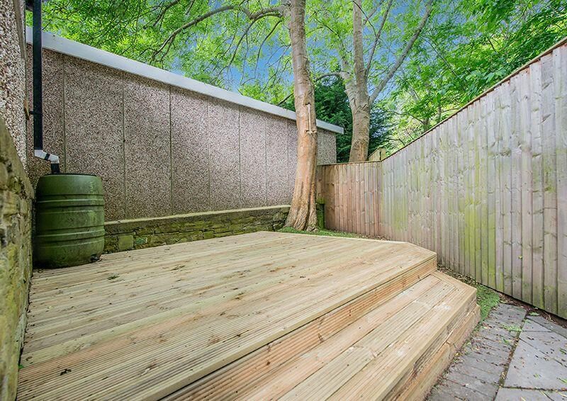 Additional property image - Baddeley Gardens, Thackley,