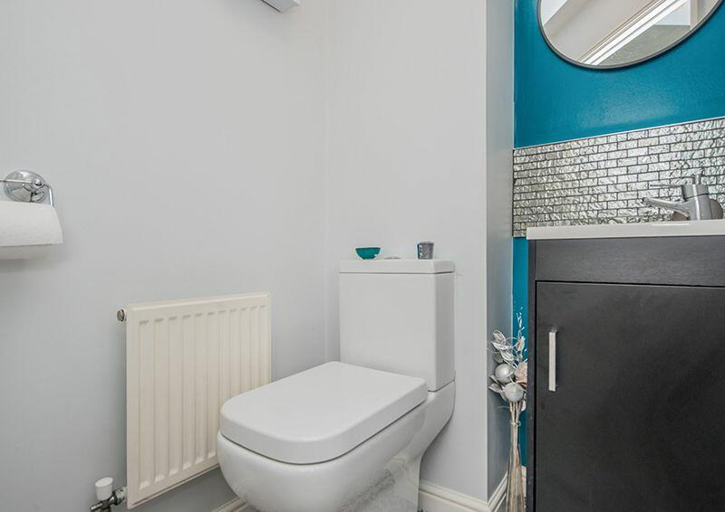 Additional property image - Whinney Brow, Thackley,