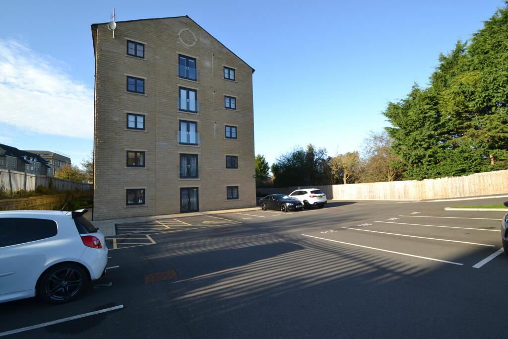 Additional property image - Waterside View, 1023 Harrogate Road, Apperley Bridge,