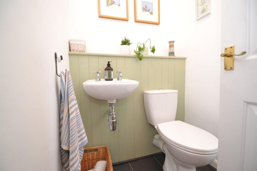Additional property image - Evesham Grove, Idle,