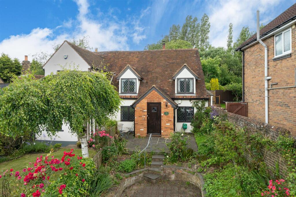 Main image of property: St. Johns Road, Hemel Hempstead