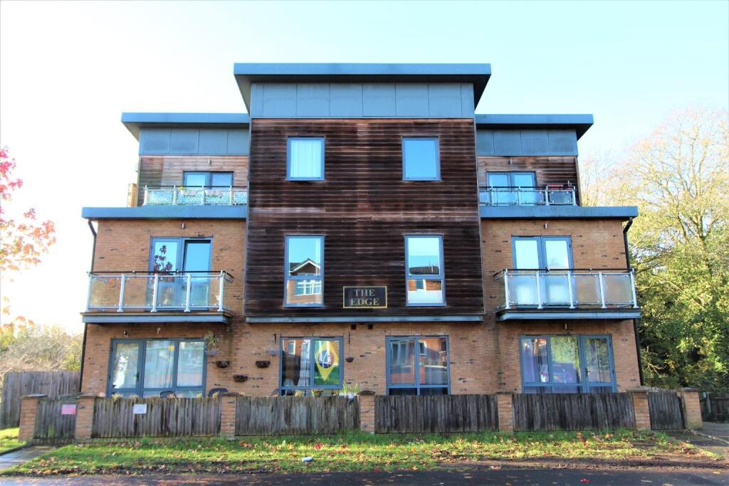 Main image of property: Lawn Lane, Hemel Hempstead