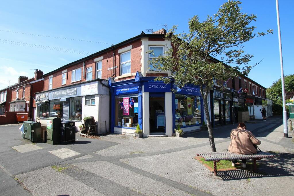 Shop for sale in 27 Victoria Road East, ThorntonCleveleys, FY5 5BU, FY5