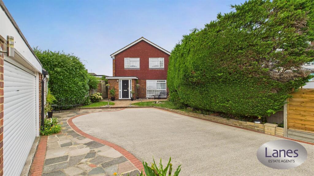 Main image of property: Park Lane, Cheshunt