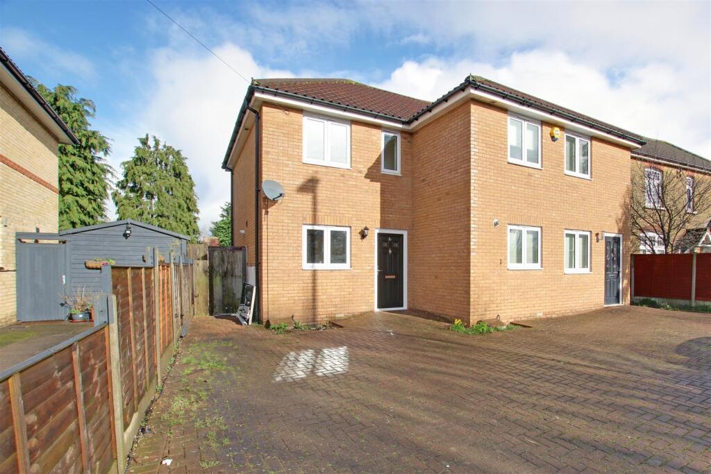 Main image of property: Goffs Lane, Cheshunt