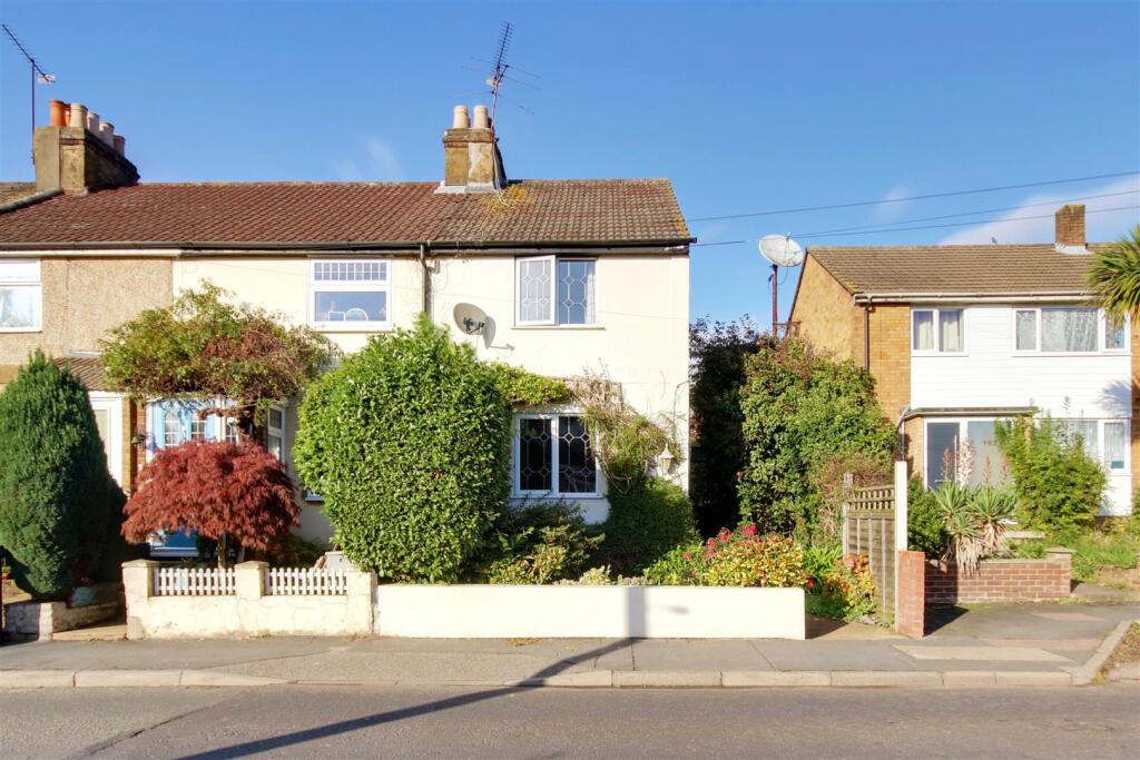 Main image of property: Hammondstreet Road, Cheshunt