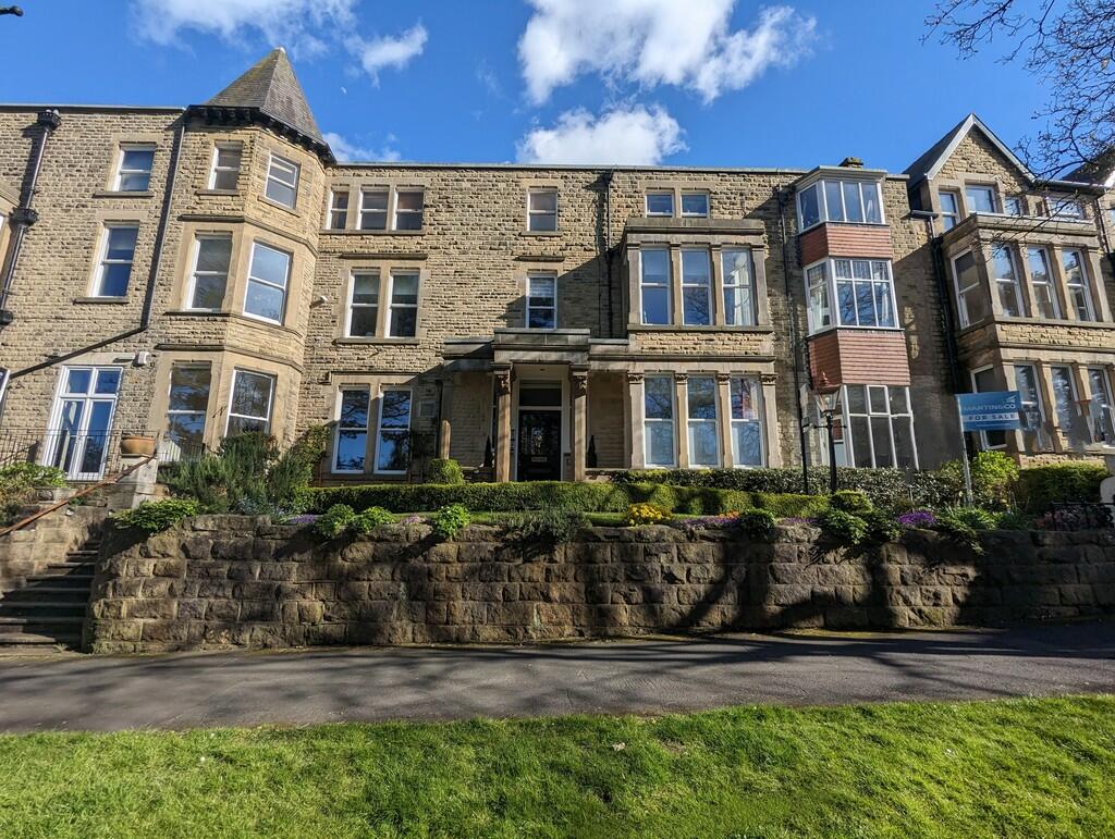 1 bedroom apartment for sale in Valley Drive, Harrogate, HG2