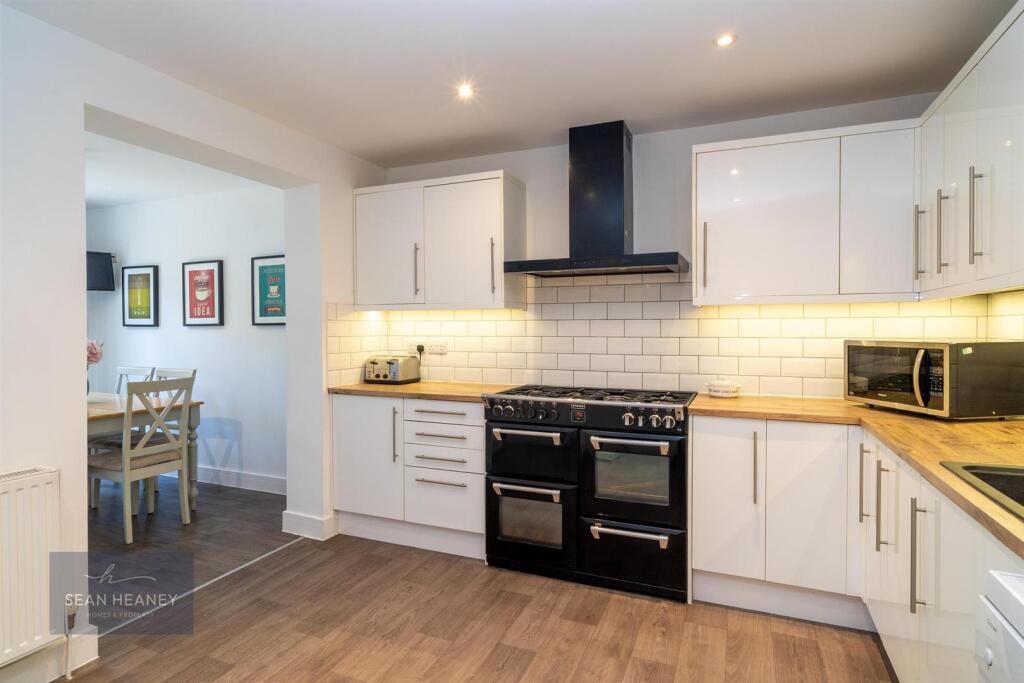 Main image of property: Richmond Road, New Barnet