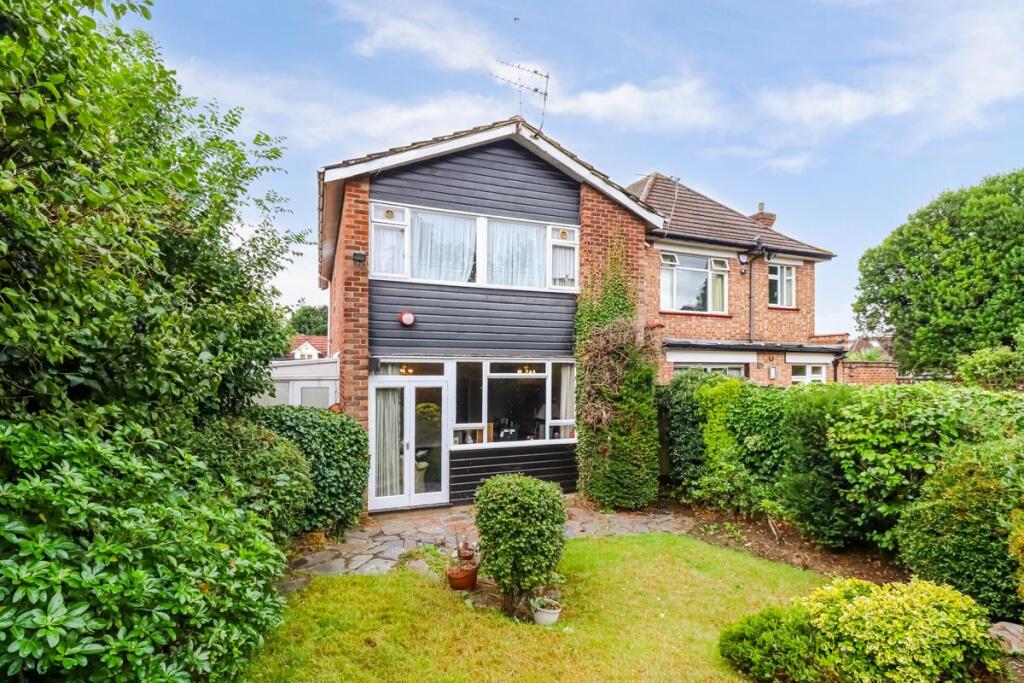 Main image of property: Belmont Avenue, Barnet