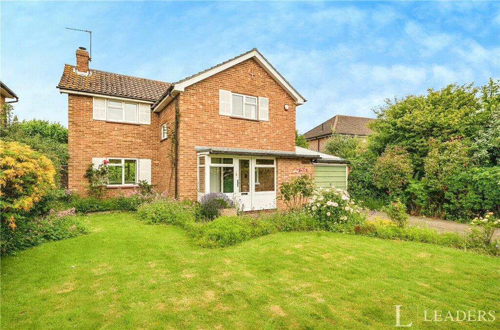 3 bedroom detached house for sale in Warblington Road, Emsworth
