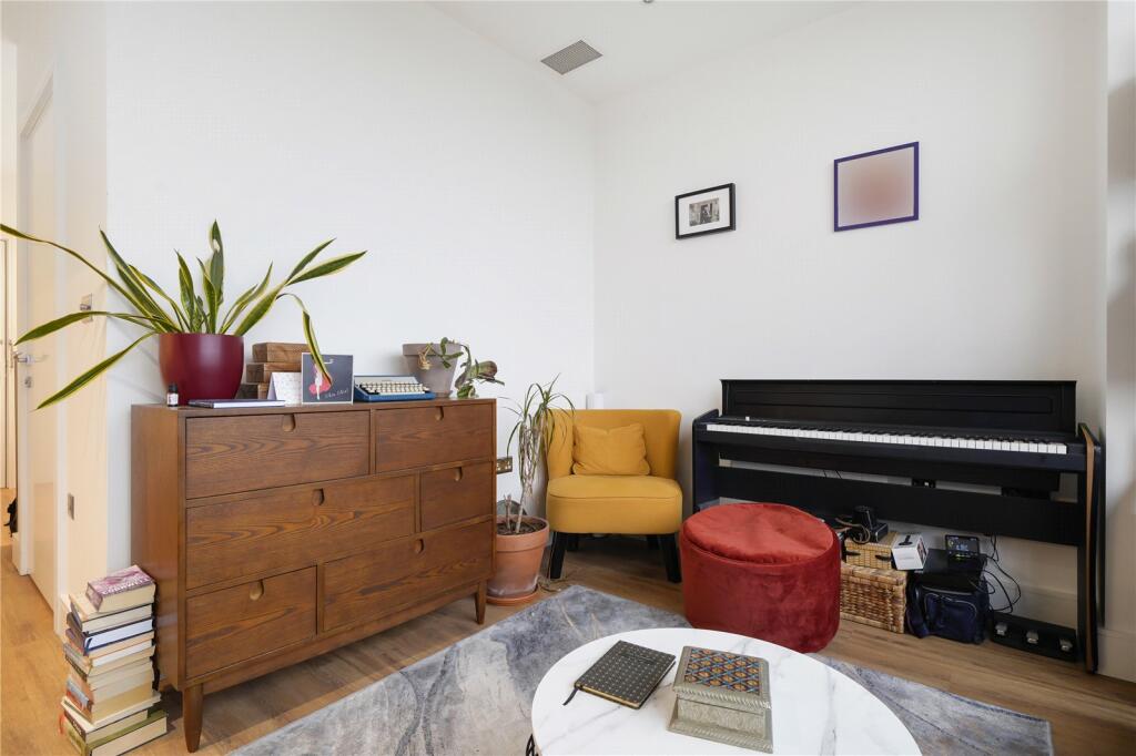 Main image of property: Westgate House, London, W5