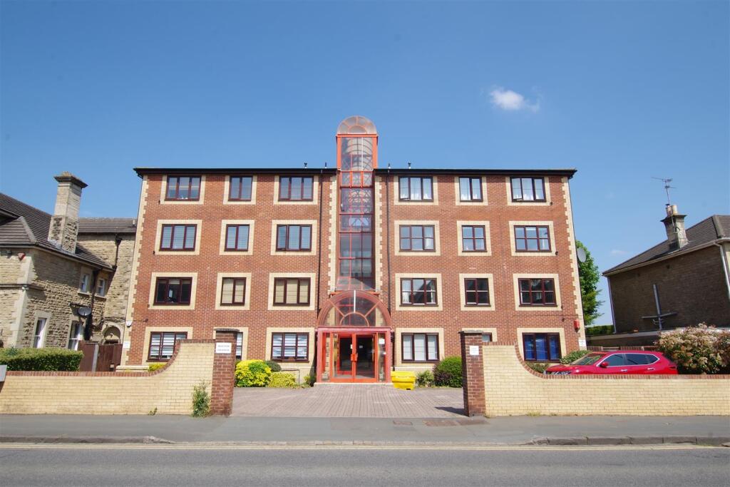 Main image of property: Bath Rd, Old Town