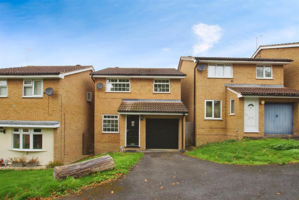 Main image of property: Hylder Close, Woodhall Park, Swindon
