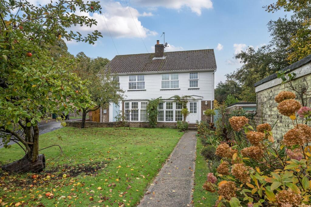 Main image of property: Pond Cottage, 6 The Wharf, Midhurst GU29 9PX