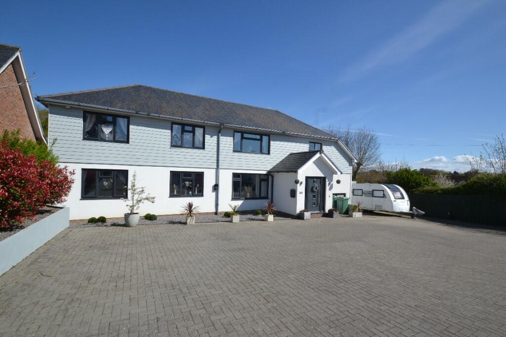 6 bedroom detached house for sale in Binstead Hill, Ryde, Isle Of Wight