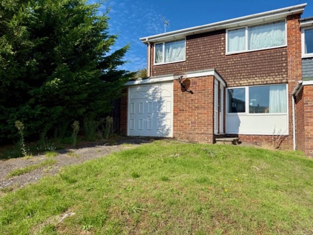 Main image of property: Elizabeth Gardens, Dibden Purlieu