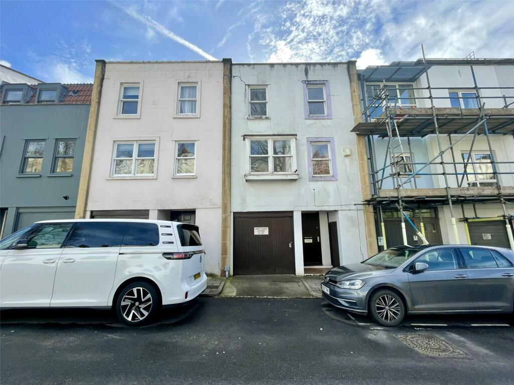 3 bedroom terraced house for rent in Clifton Village, Princess Victoria Street, BS8 4DD, BS8
