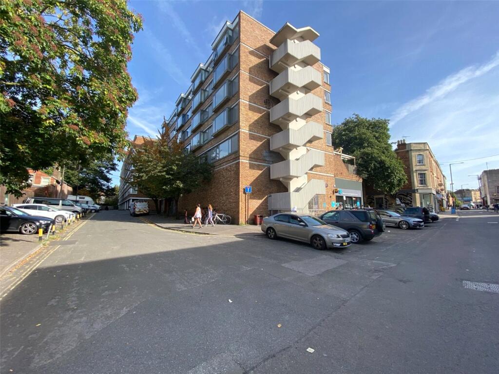 Main image of property: Cotham, High Kingsdown, BS2 8DG
