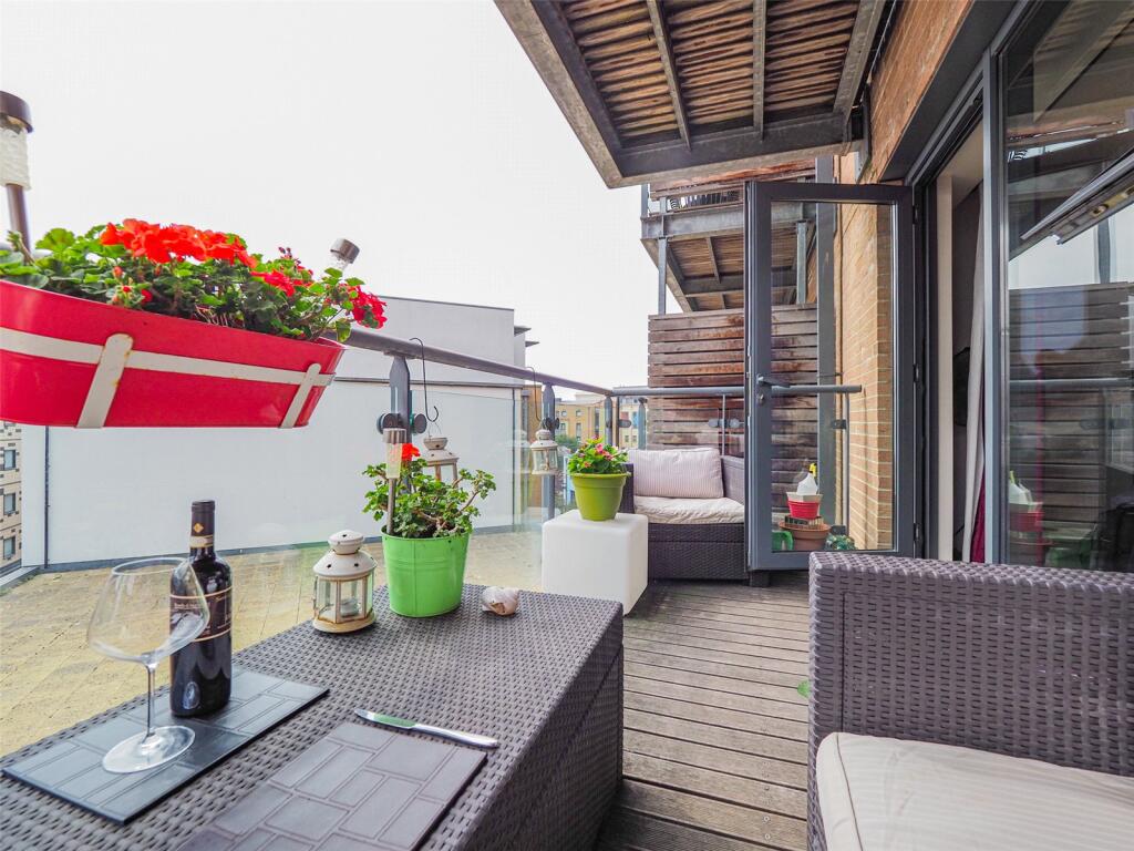 Main image of property: City Centre, Deanery Road, BS1 5QH