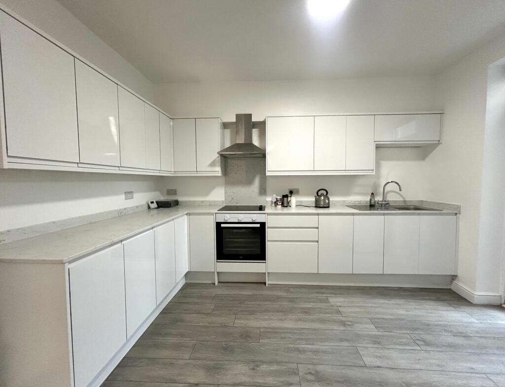 Additional property image - Battersea Road, Bristol