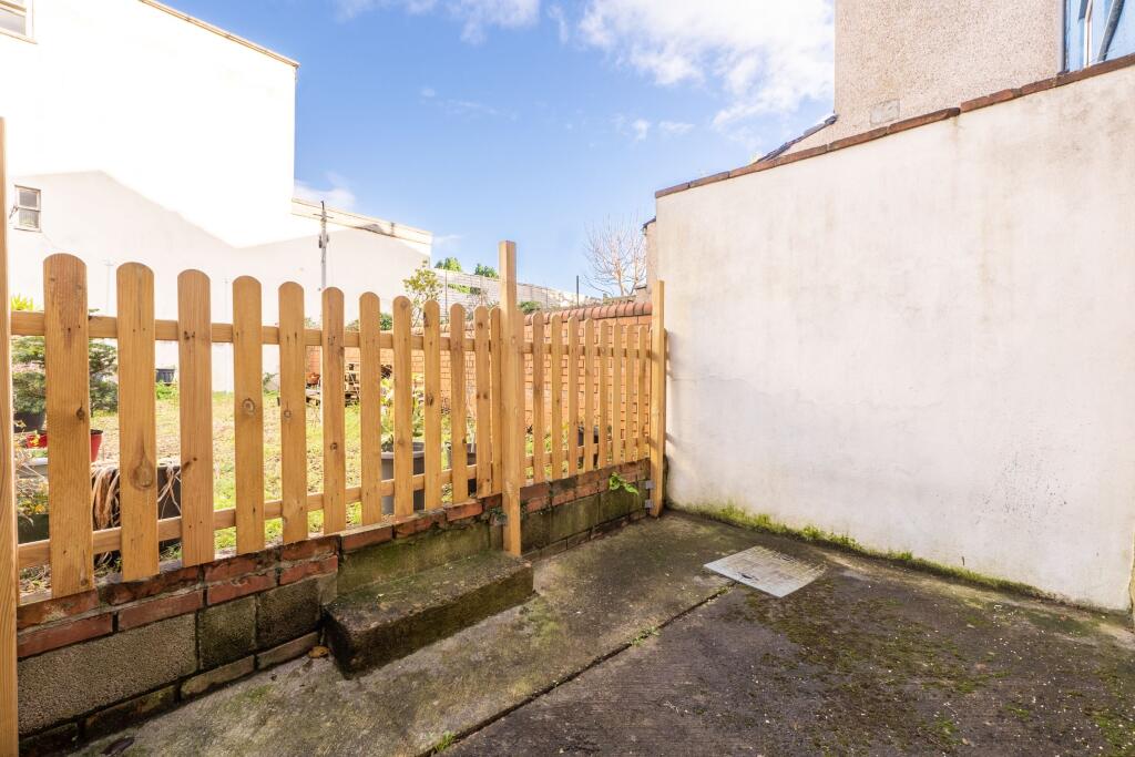 Additional property image - Walton Street, Easton