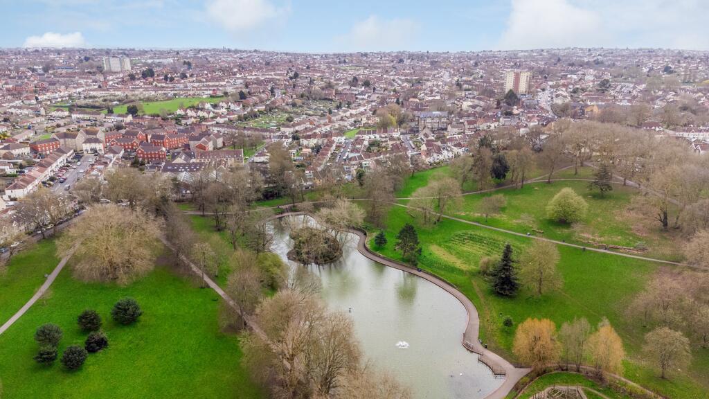 Additional property image - Park Edge, Church Road, St. George
