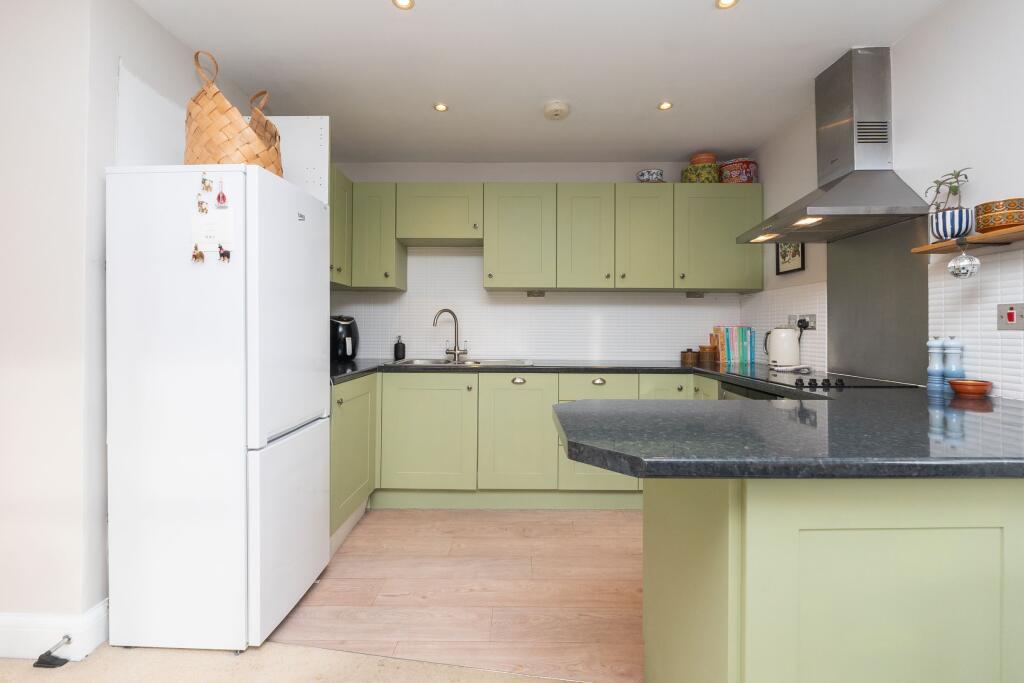 Additional property image - Park Edge, Church Road, St. George