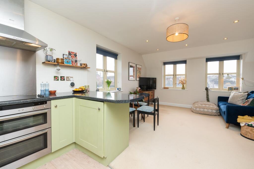 Additional property image - Park Edge, Church Road, St. George