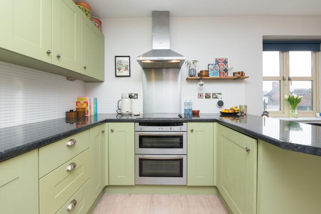 Additional property image - Park Edge, Church Road, St. George