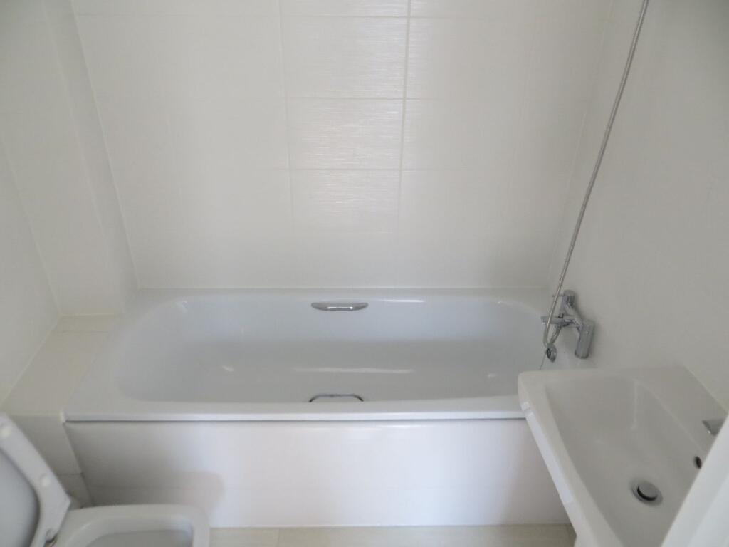 Additional property image - Fox Road
