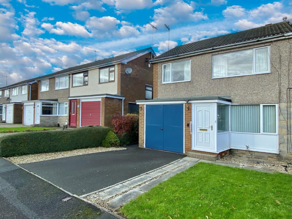 3 bedroom semidetached house for sale in Ashbourne Drive, Cleckheaton